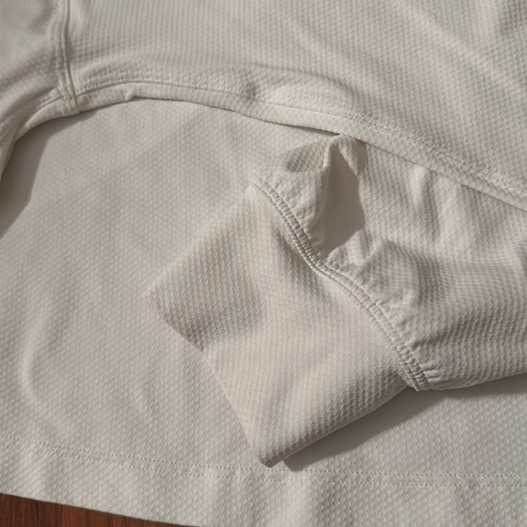 Lululemon License to Train Cut-Resistant Long Sleeve - Picture 3 of 3